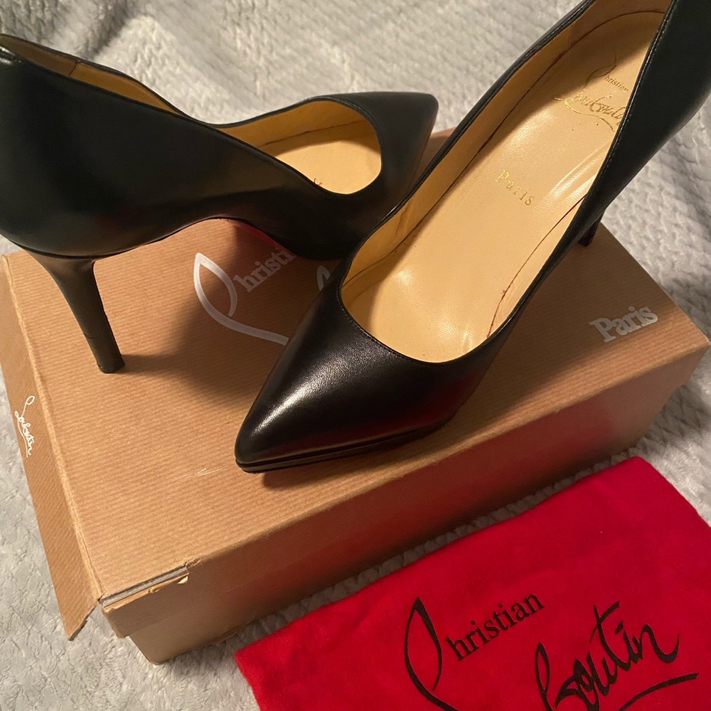 Christian louboutin ( red bottoms)